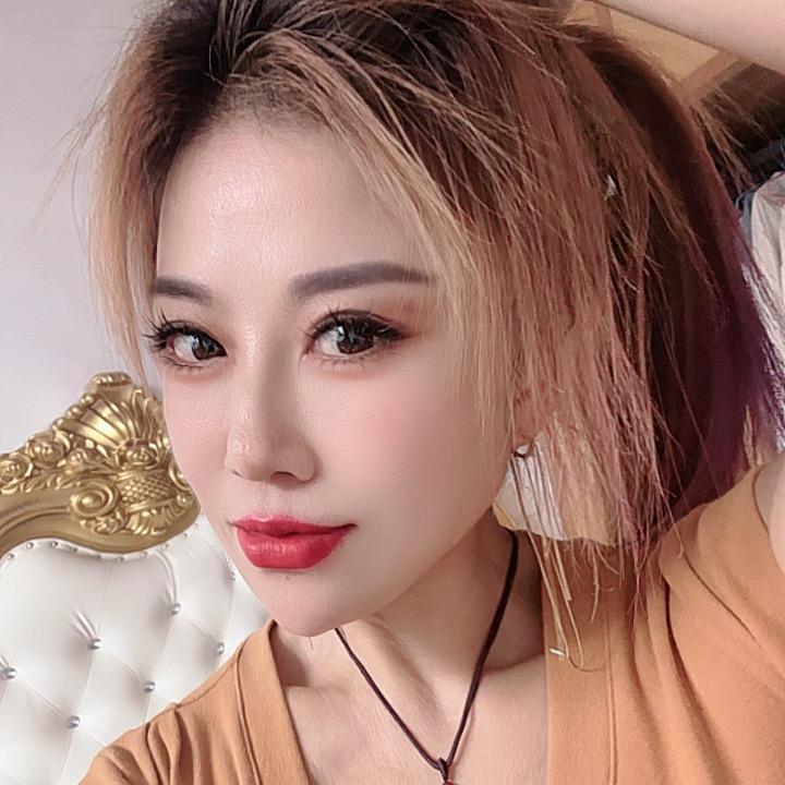 定苗的梅姐（常年预定各种黄瓜苗苦瓜苗）