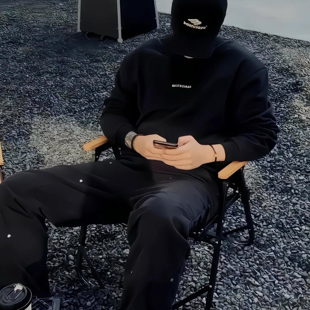 Z͎e͎n͎i͎t͎h͎.W