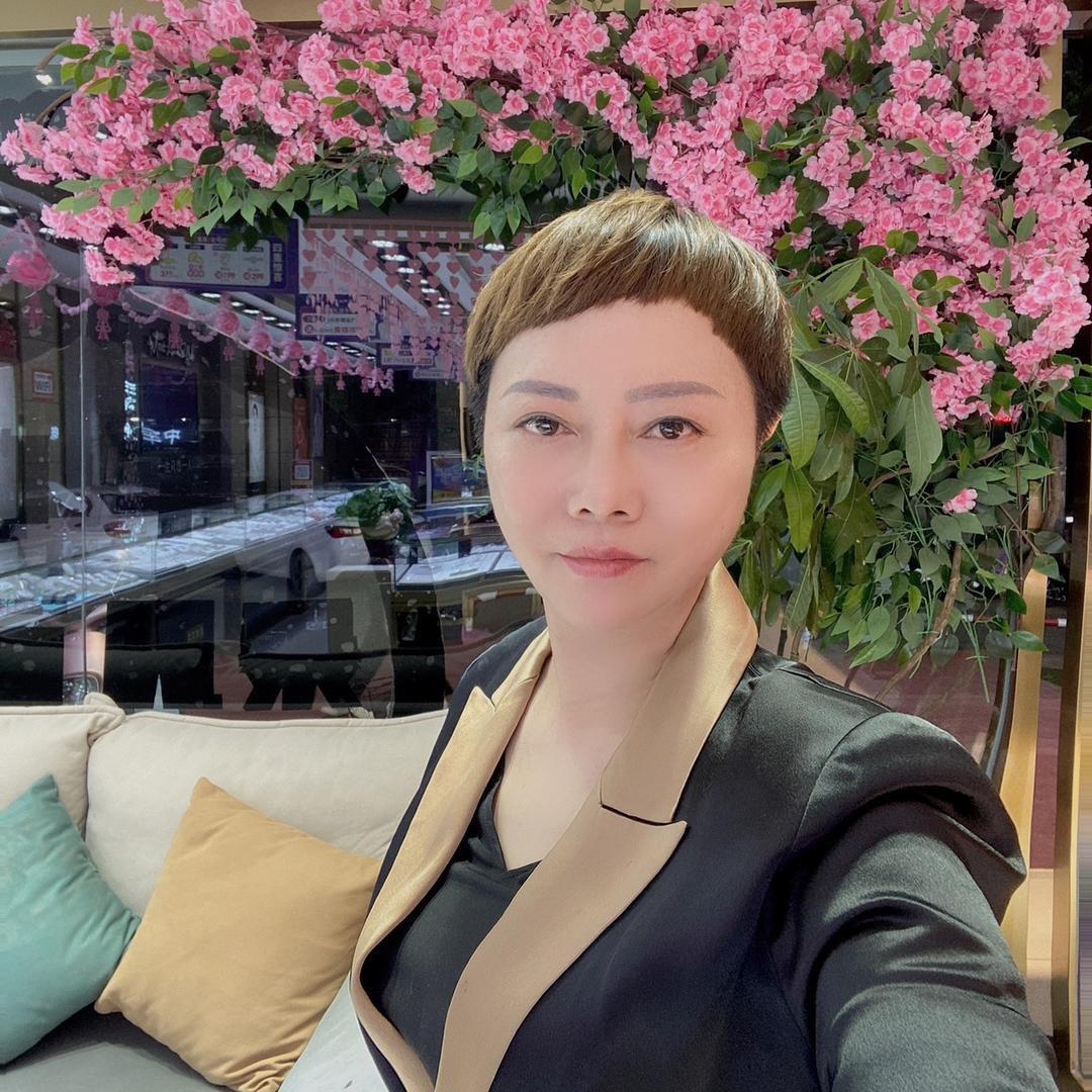 中国珠宝郑州中牟店