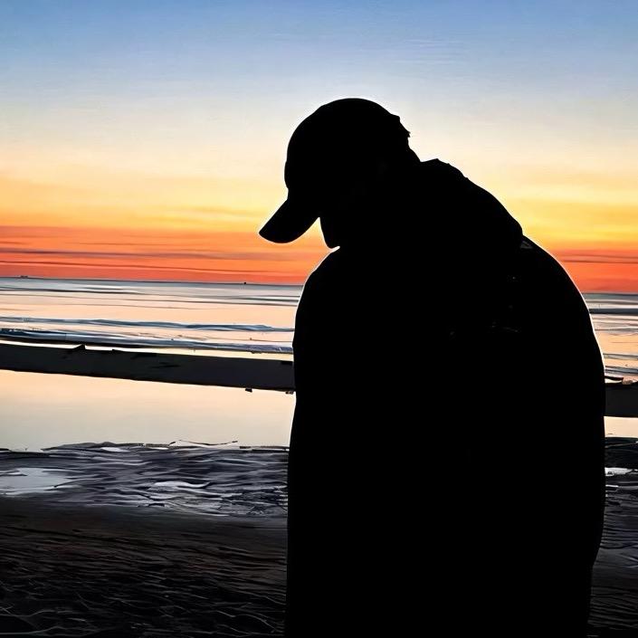 是永远爱你的小鹏吖🍀