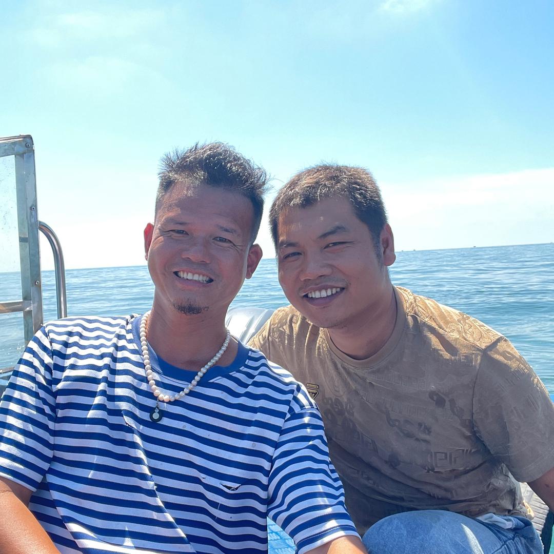 小海锅.岛主（刀疤哥兄弟）