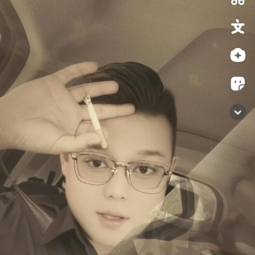 王霆