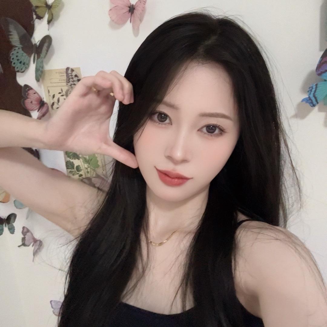 小小镜♏️