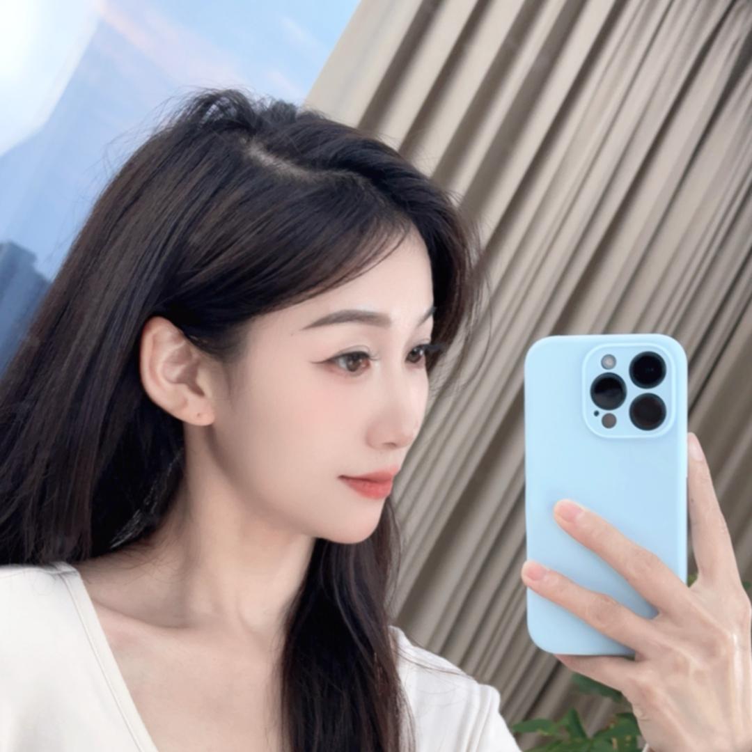 李李今天穿什么