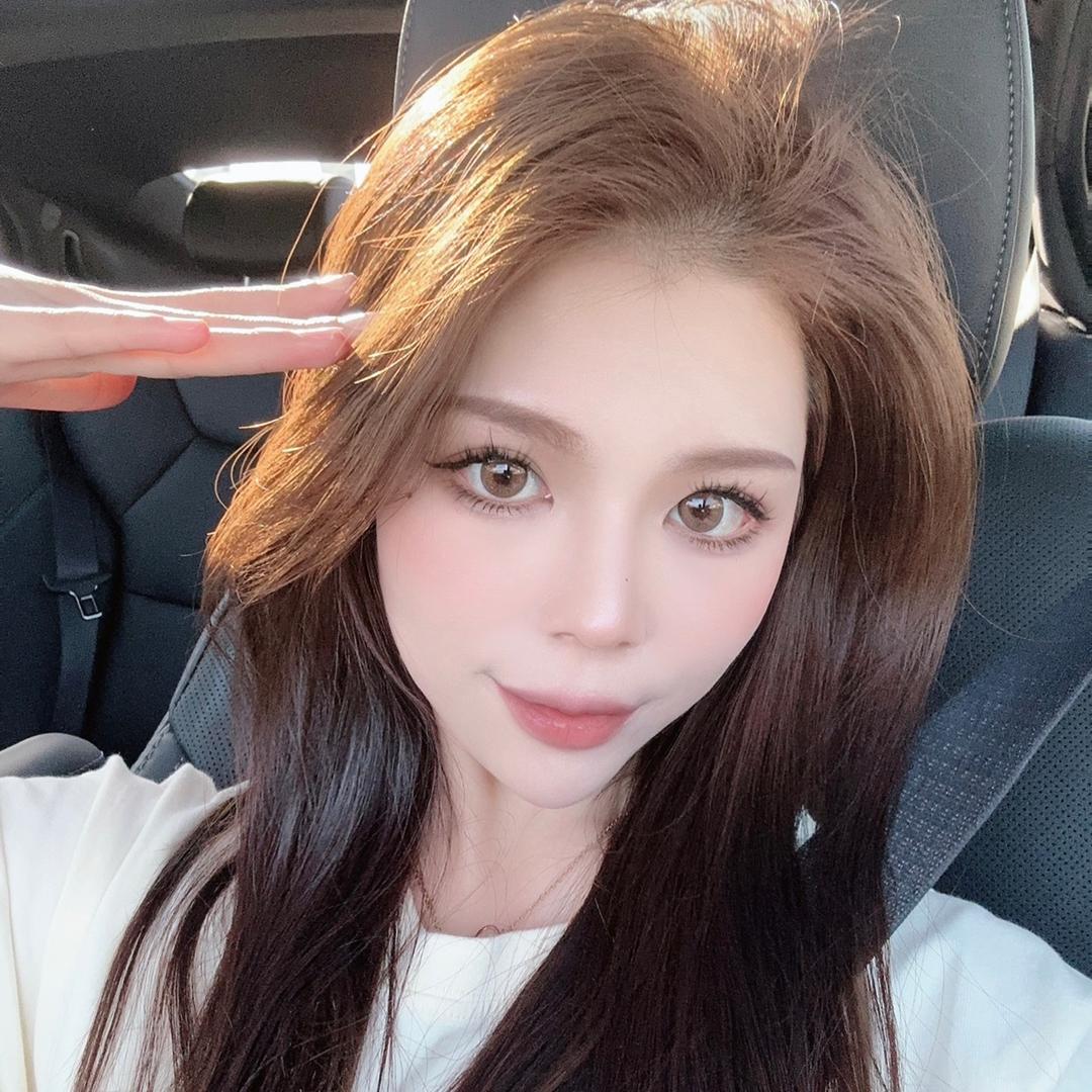 梅梅子服饰店