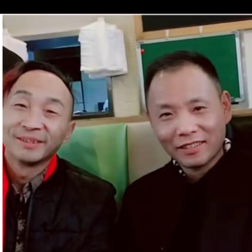 齐红亚(隆的传人）