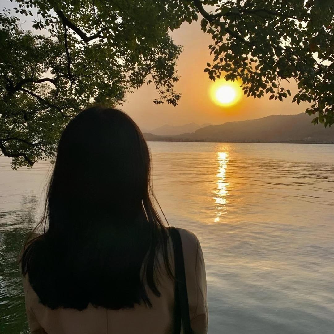 Q💚