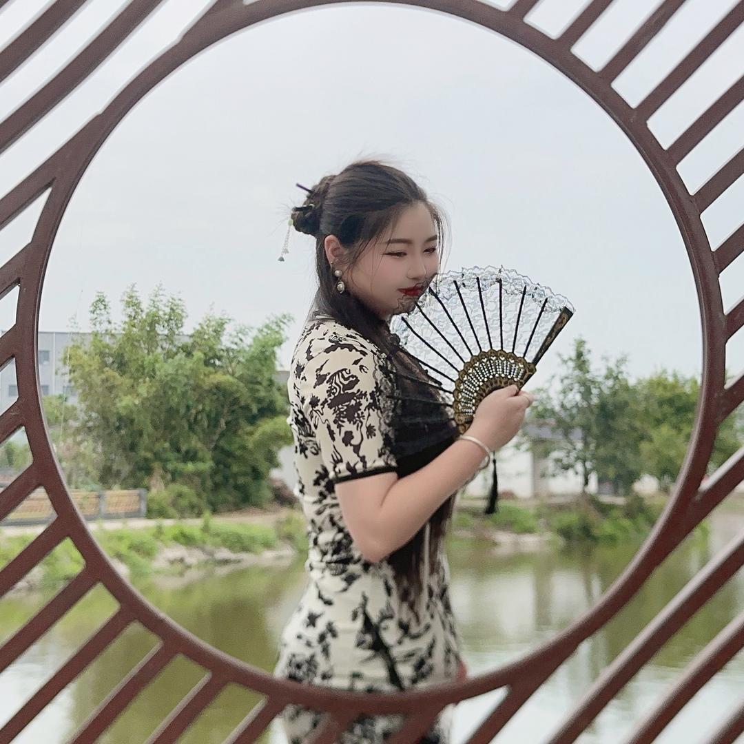 诗诗❤️
