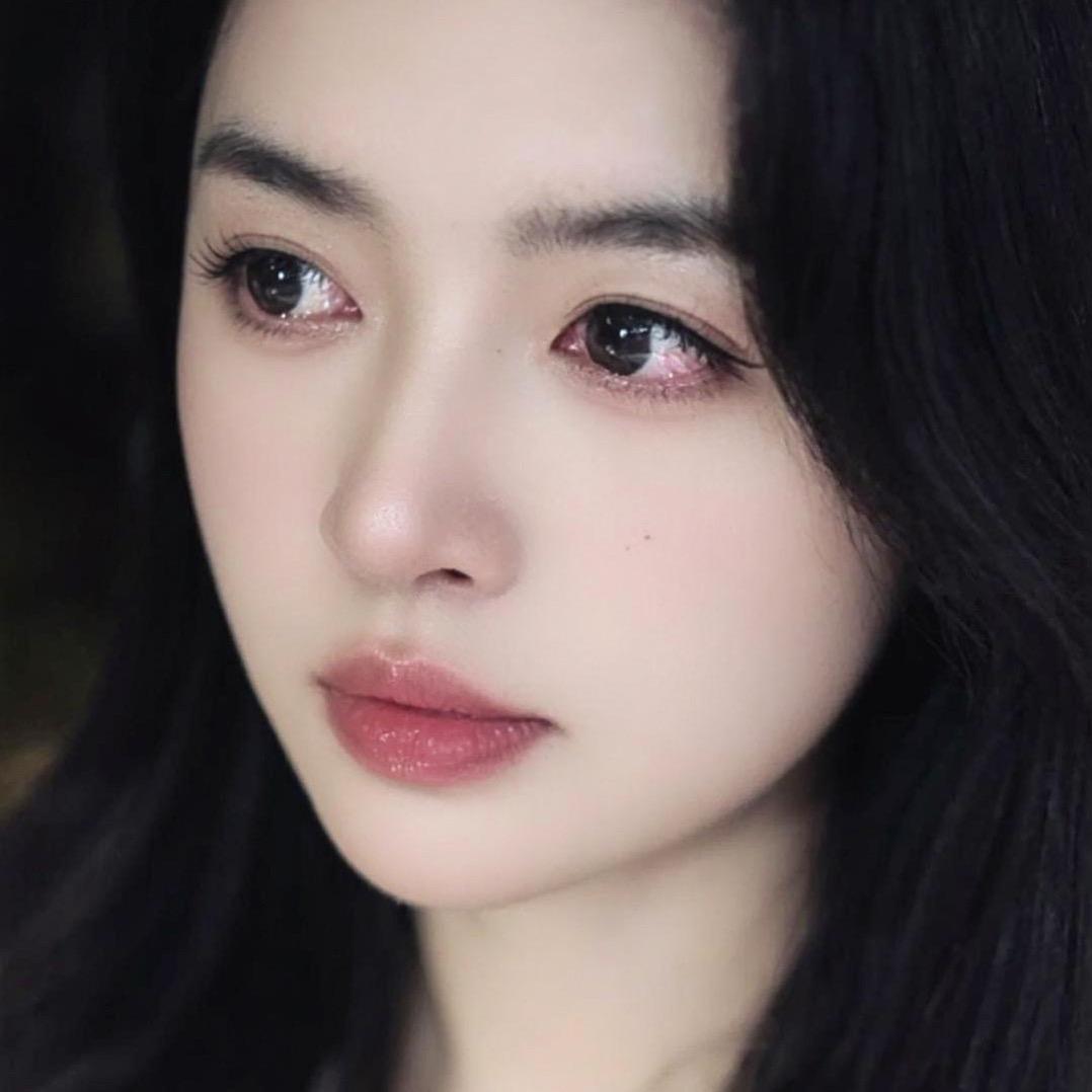 嗨！董小姐