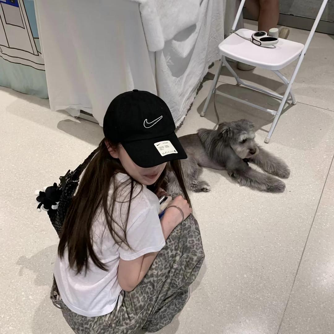 琳总裁已经十六年没有笑了