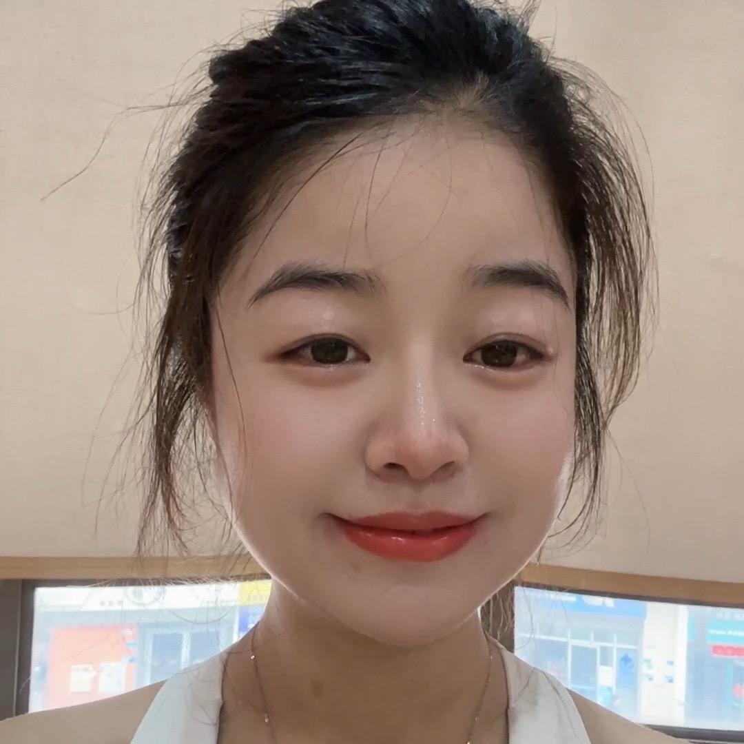 芳宝宝哆哌美妆店