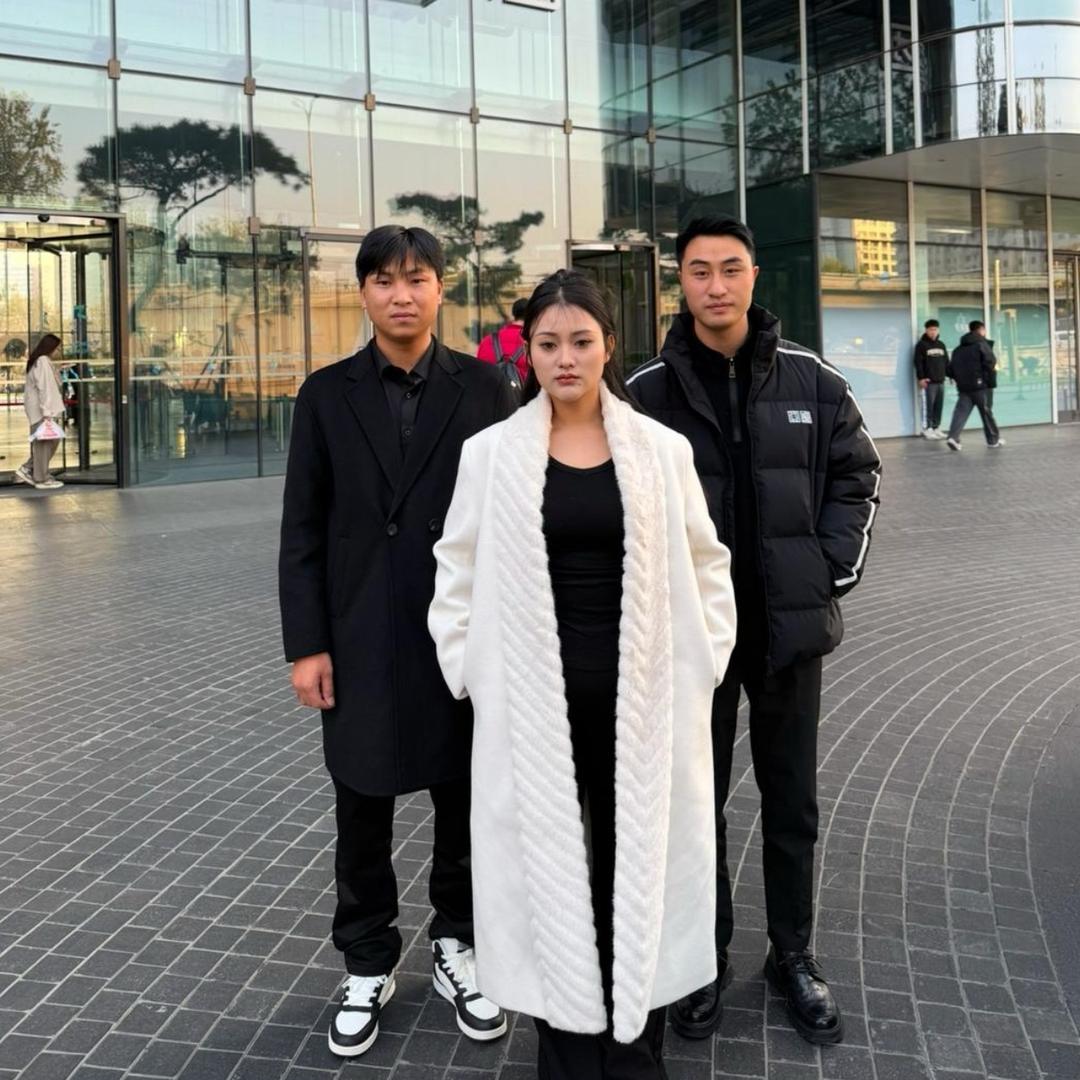 风少爷AK（21号欧诗漫专场）摄影师