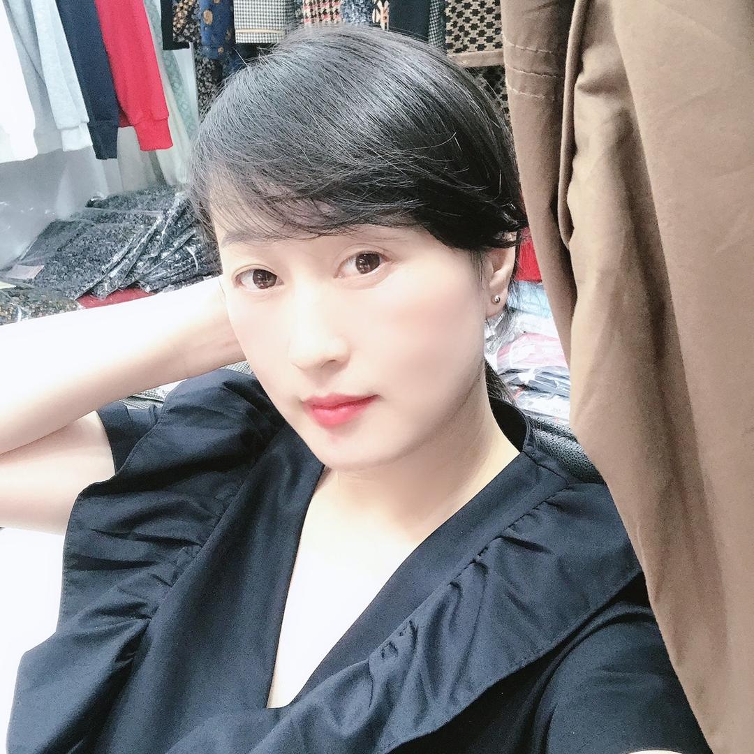 柯柯精品女装