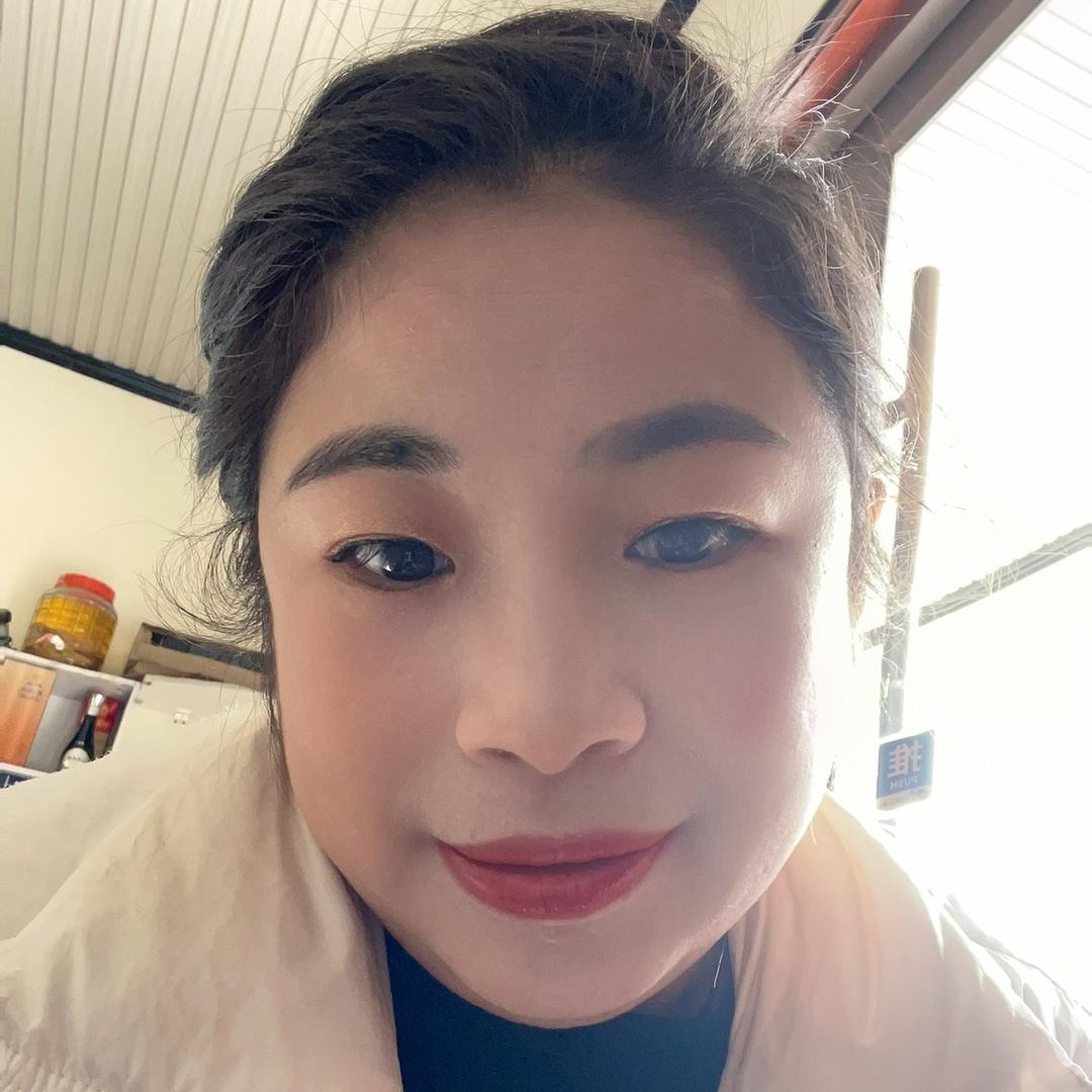 龙虾妹子