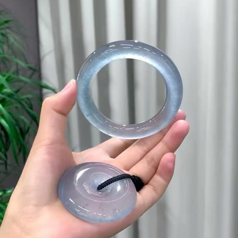 镯小七翡翠手镯定制