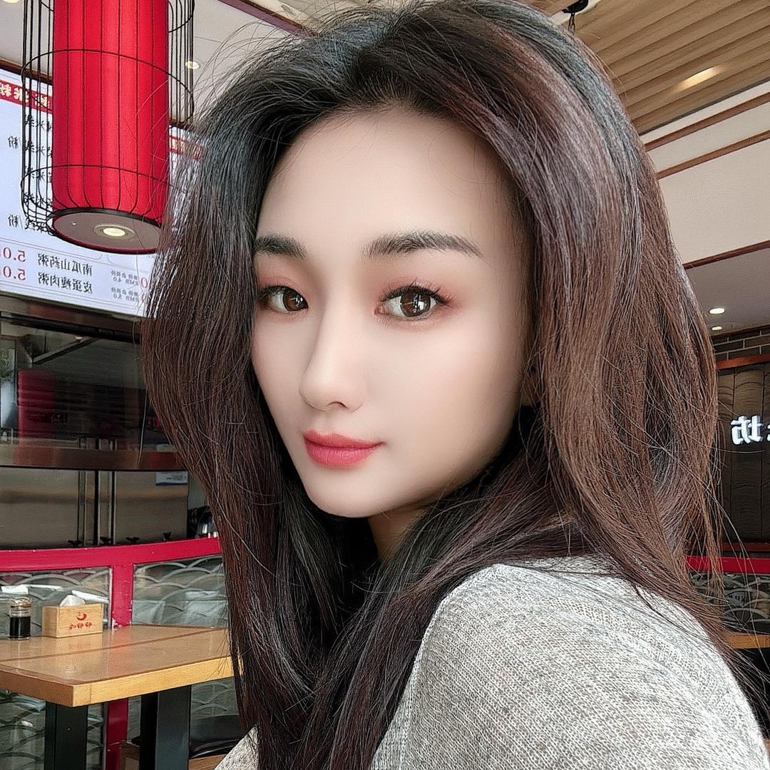 单眼皮💞HH