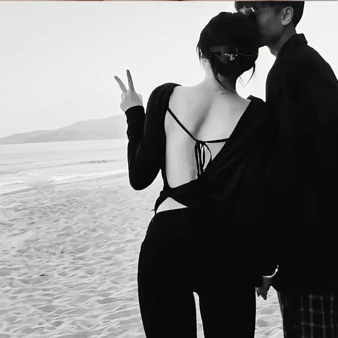 晴.                 ɞ