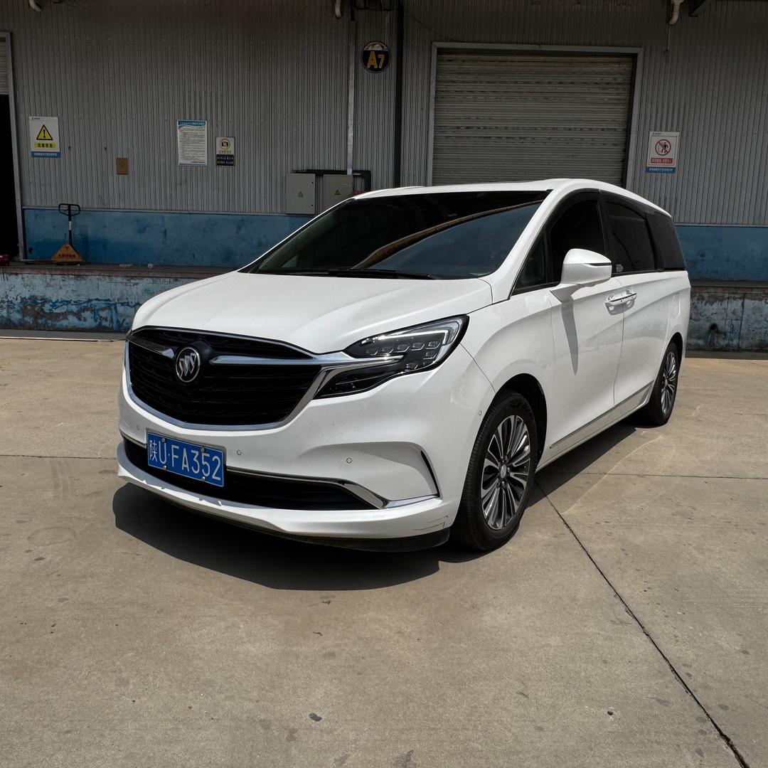 雷哥开GL8🇨🇳