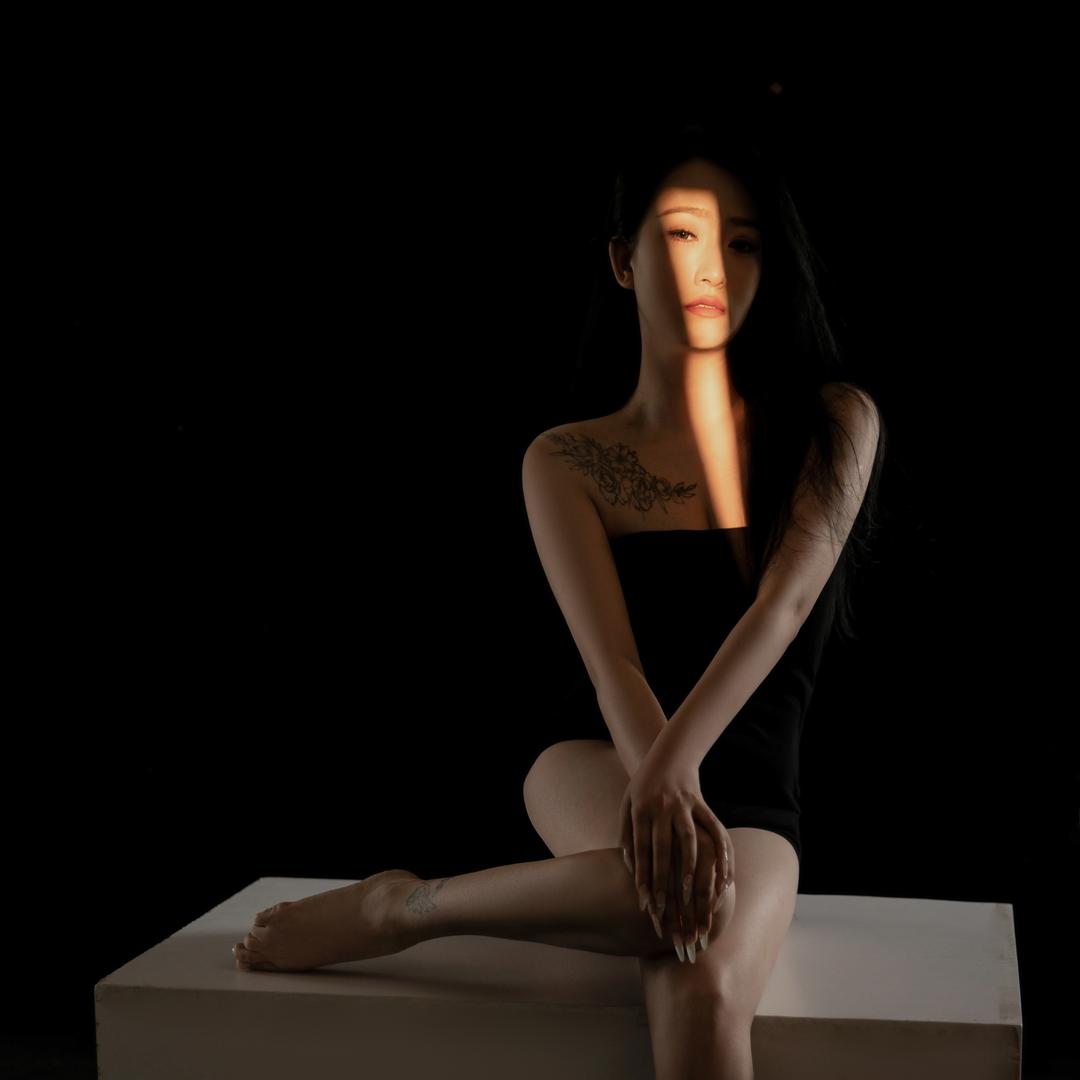 㞮孞