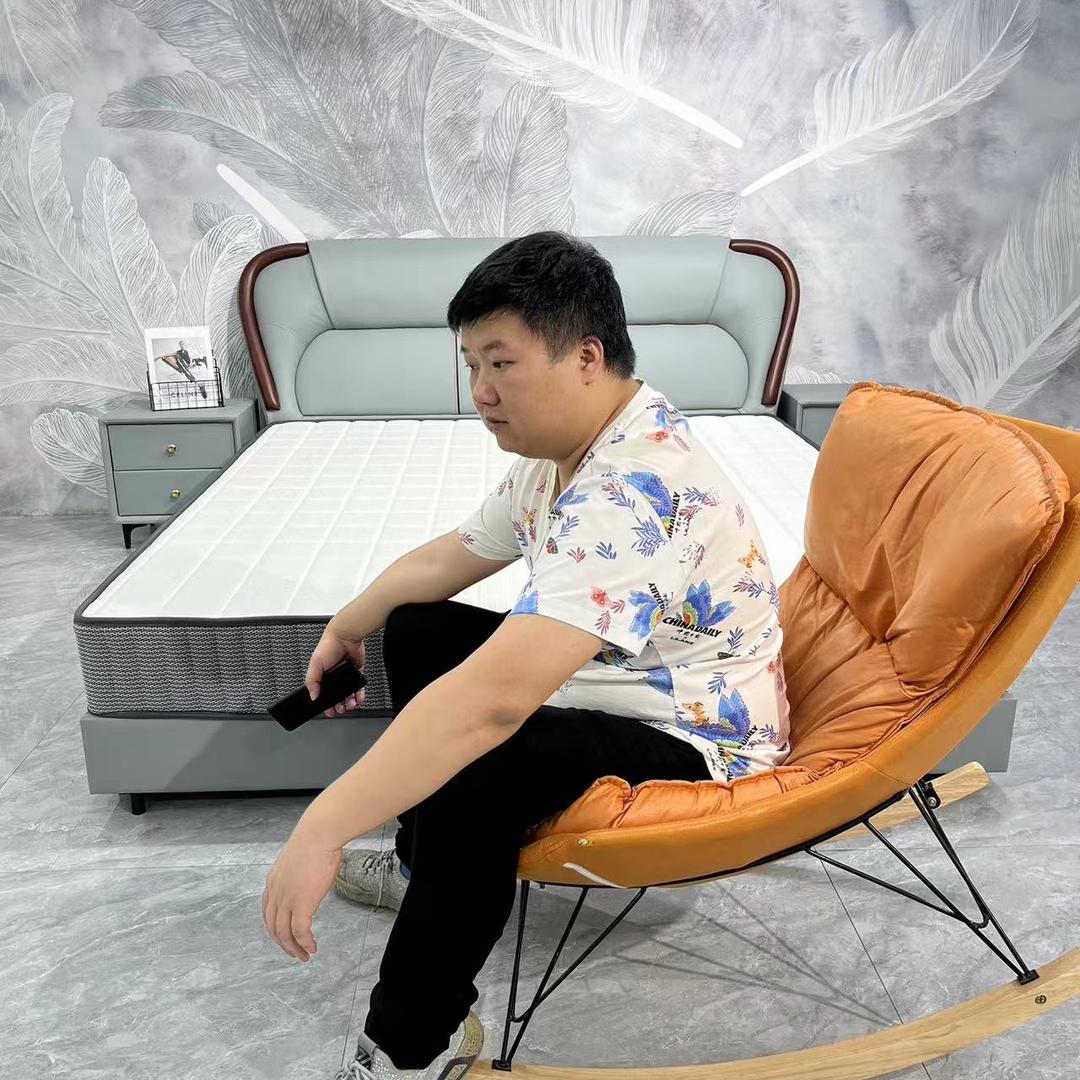 简美。