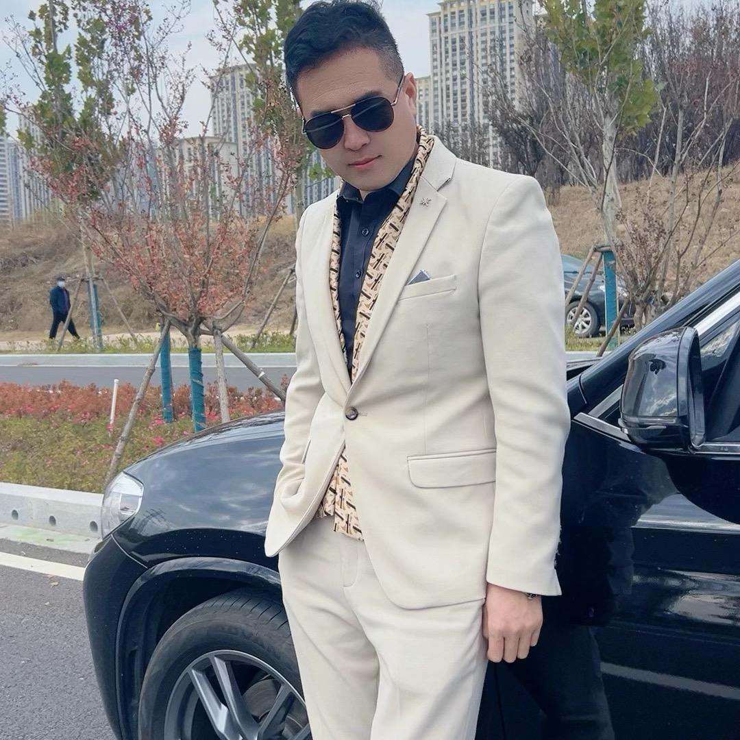 隔壁李哥