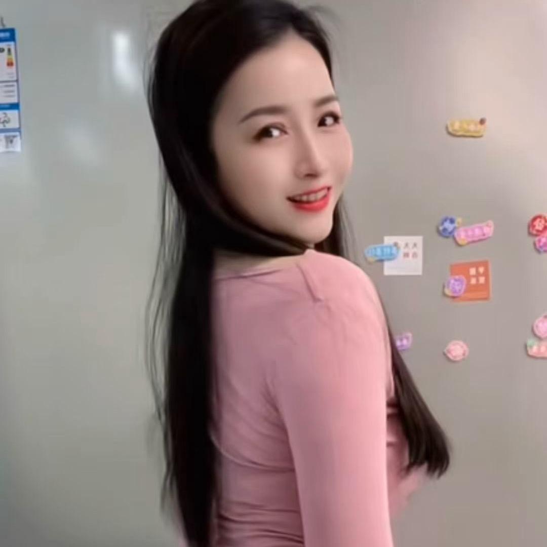 一个☝️桃子
