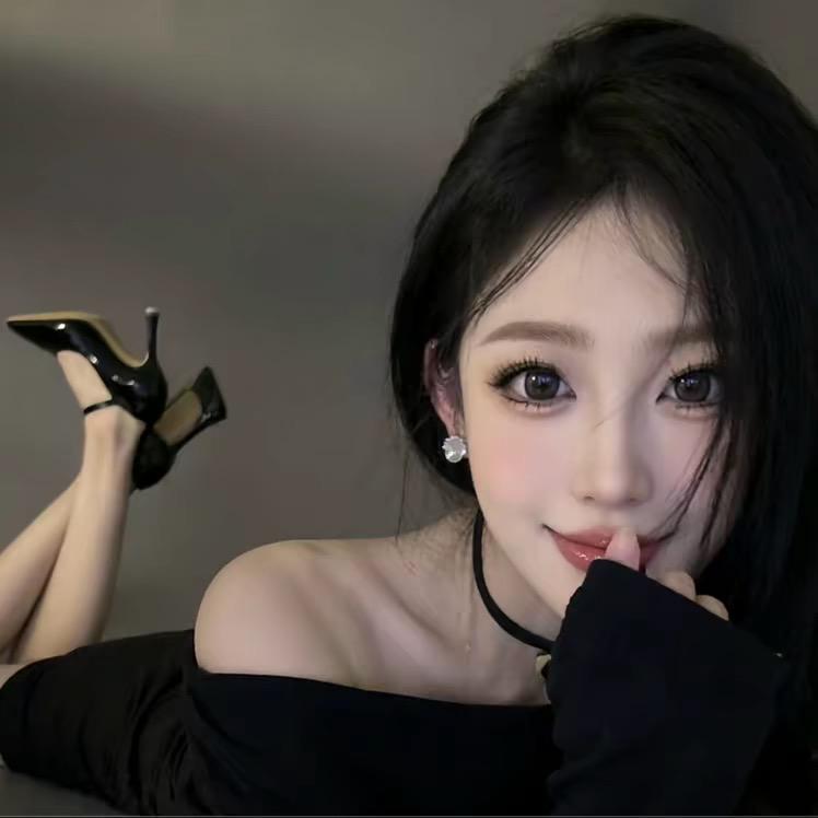 𝐃𝐚𝐢𝐬𝐲.