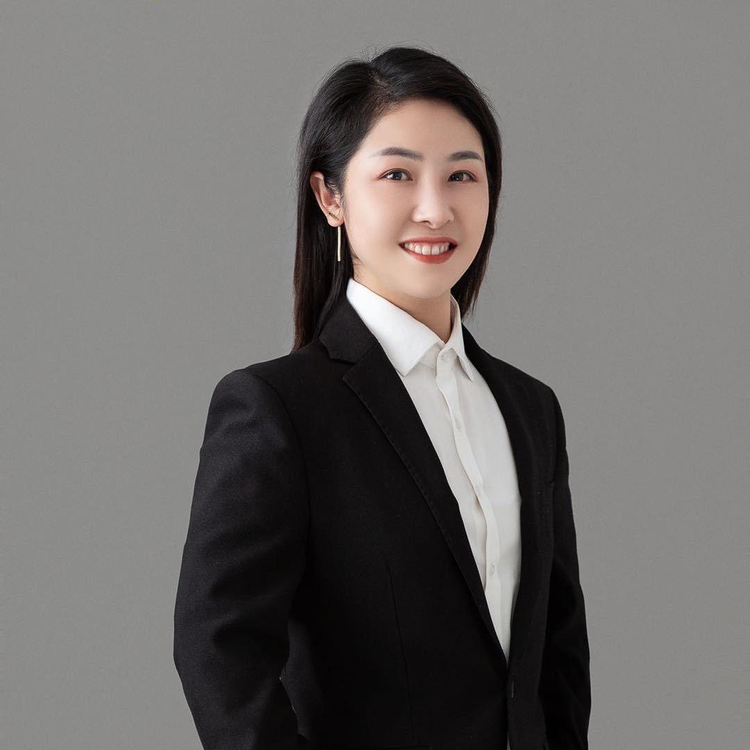 伊川县伊人美女性时尚化妆品店