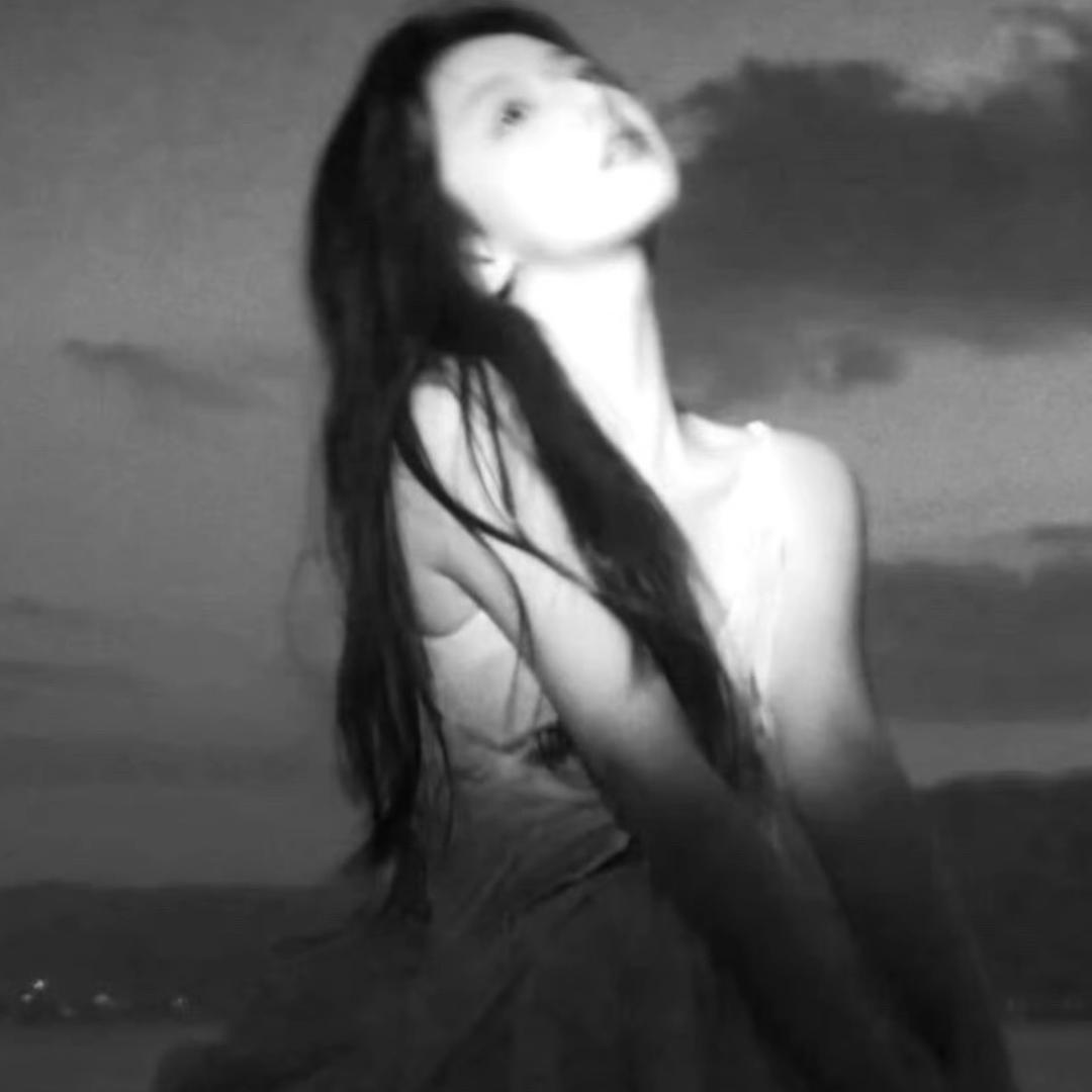 不规矩的化妆师💄