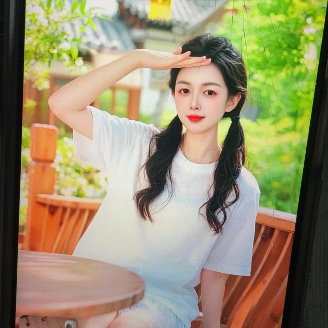 丽丽💕🥰