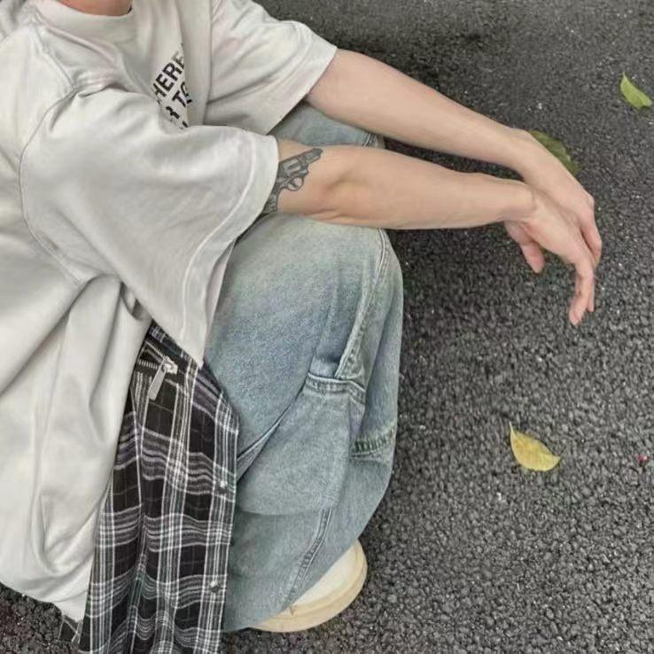 默