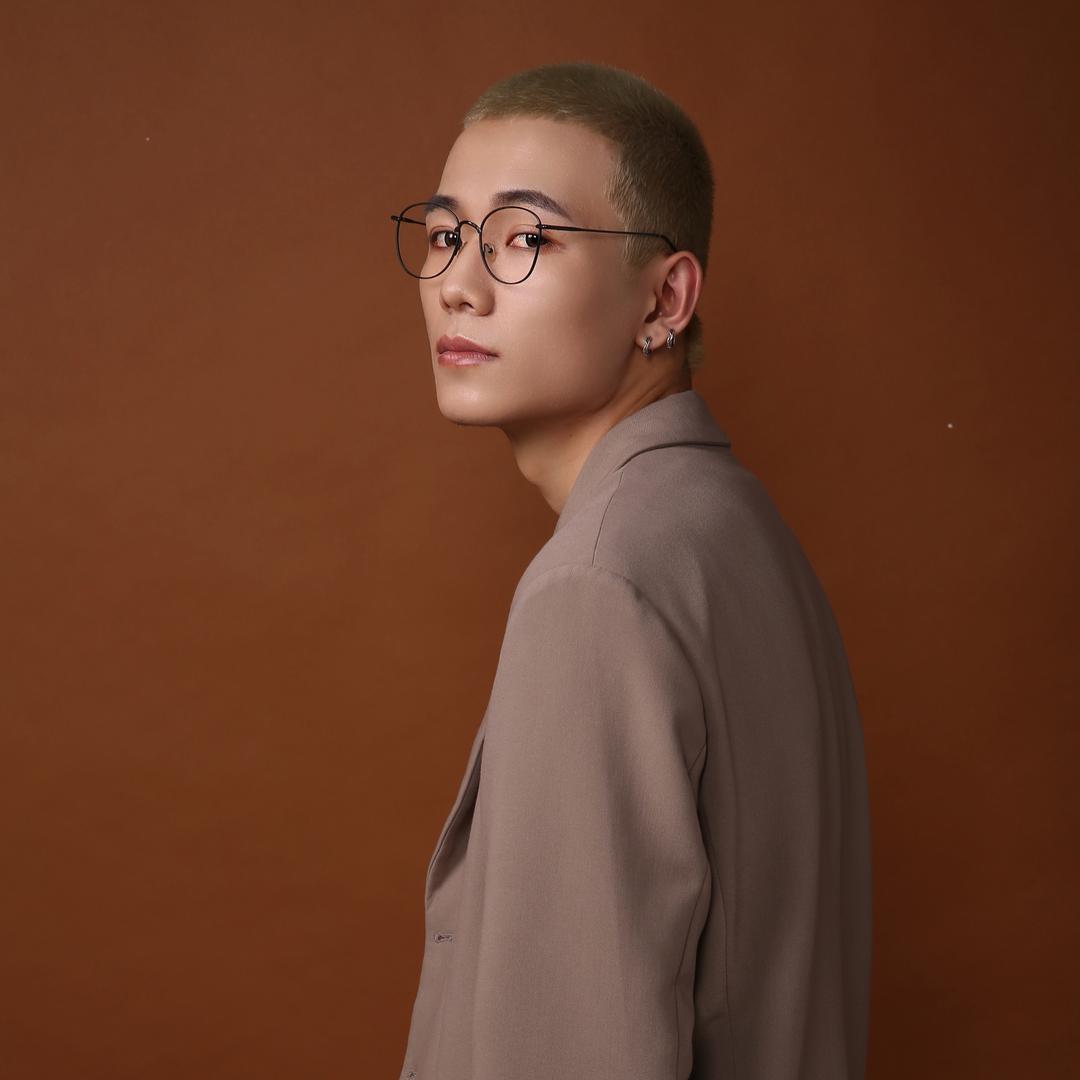 专注男士发型设计Kimi