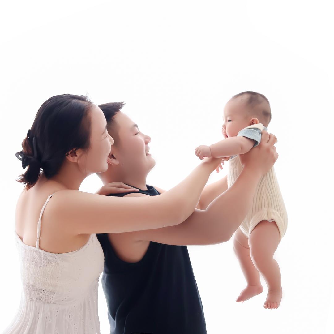不吃香菜の小董👧