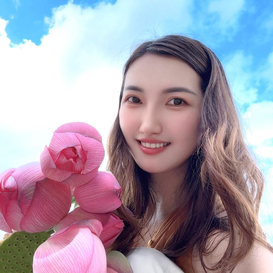 燕燕美妆