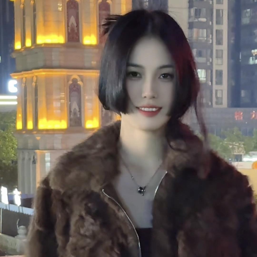 LA MODA莫达品牌女装《原创设计》