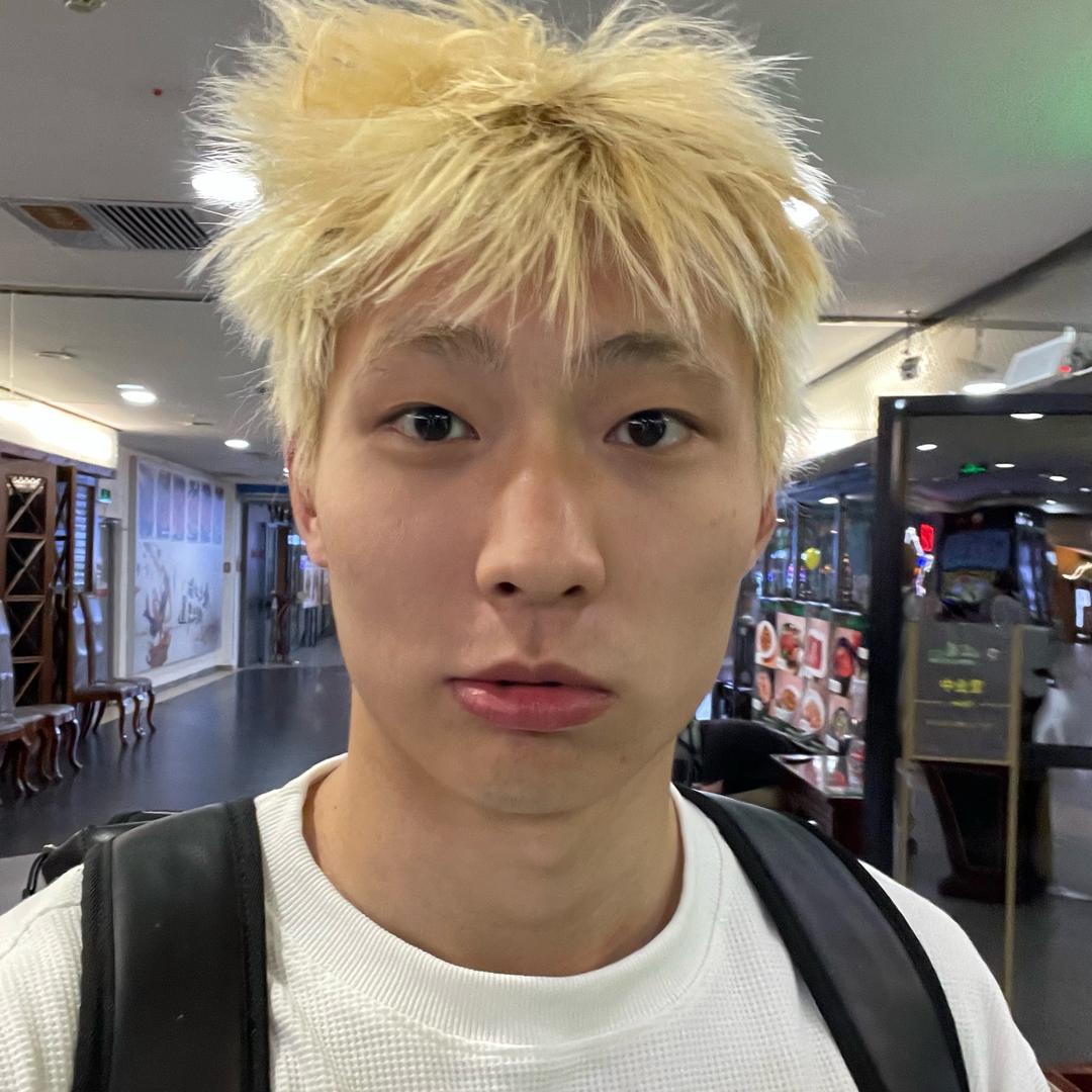 一周五练的马睿（滑雪教练版）