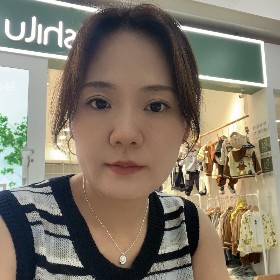 佳佳