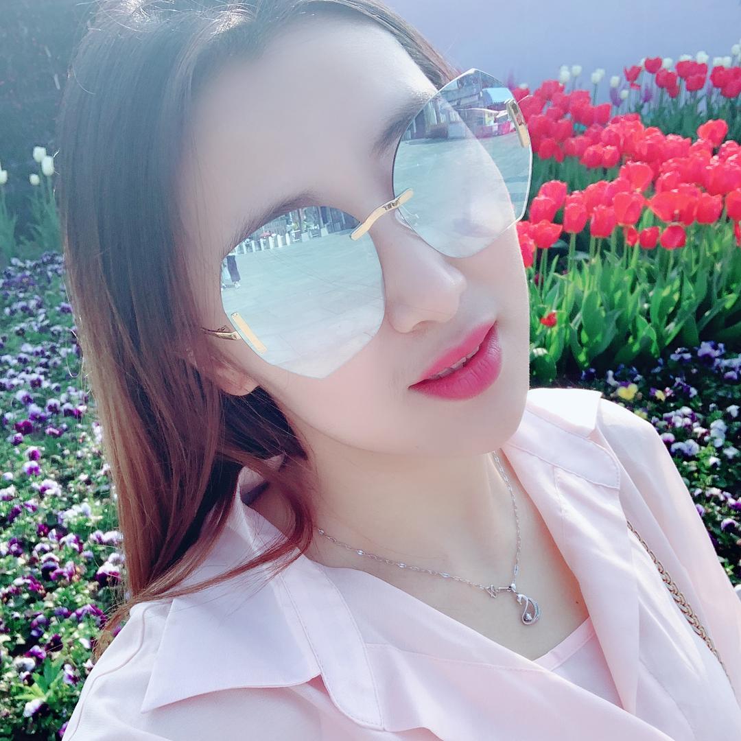 爱财爱己。