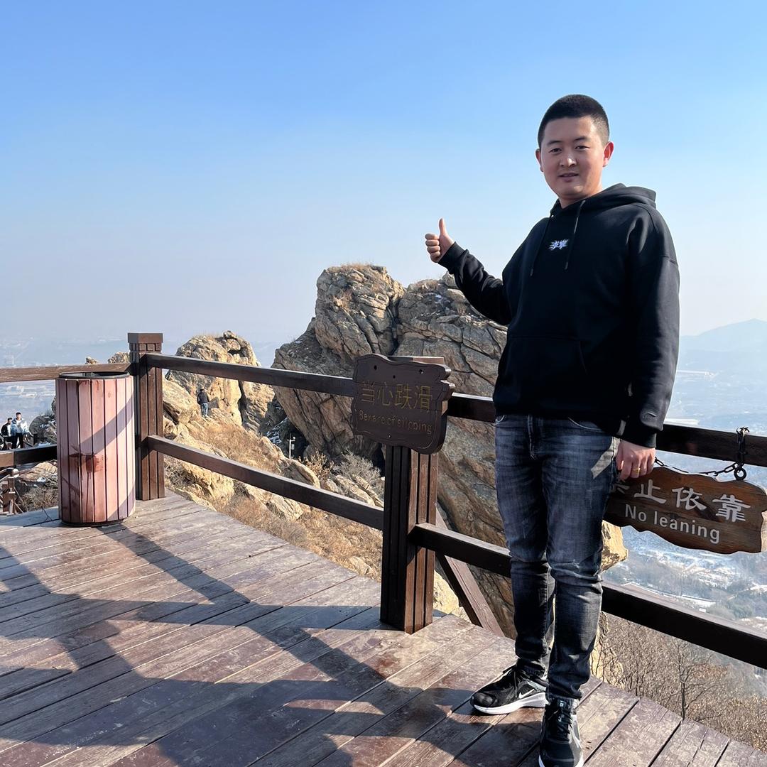 开挖机的小王同学🤪