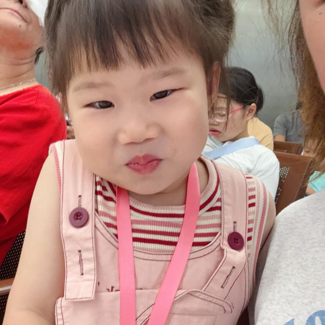 小豆芽一黄金锅贴