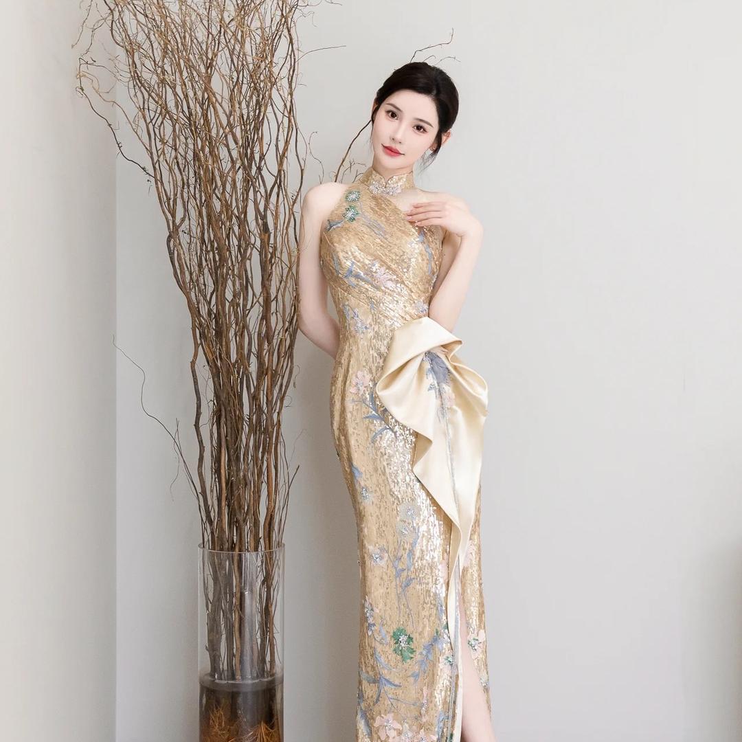 化妆师灰灰汉中存爱婚纱礼服租赁馆