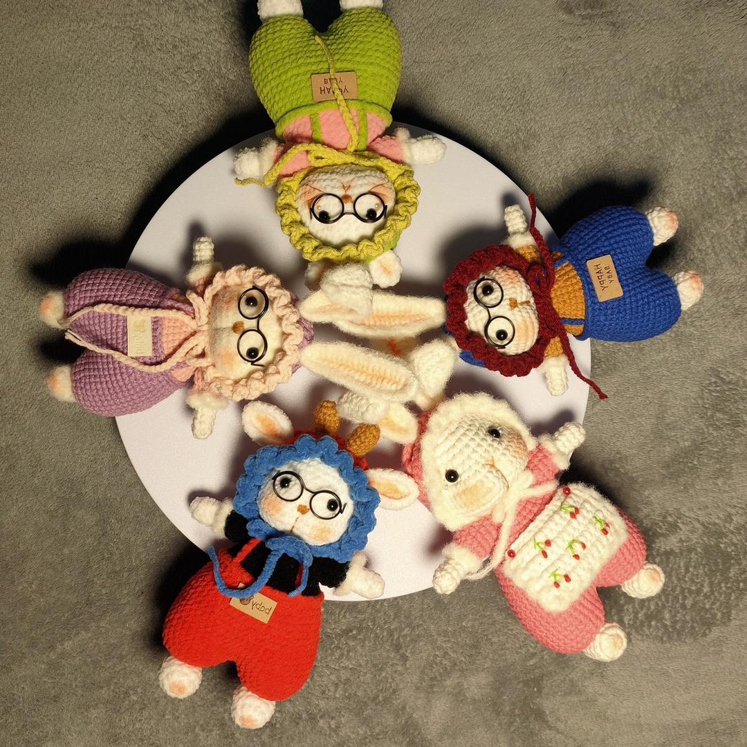 爱玩毛线的花花