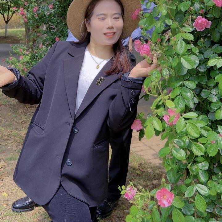 《旺家窗帘布艺》赵导