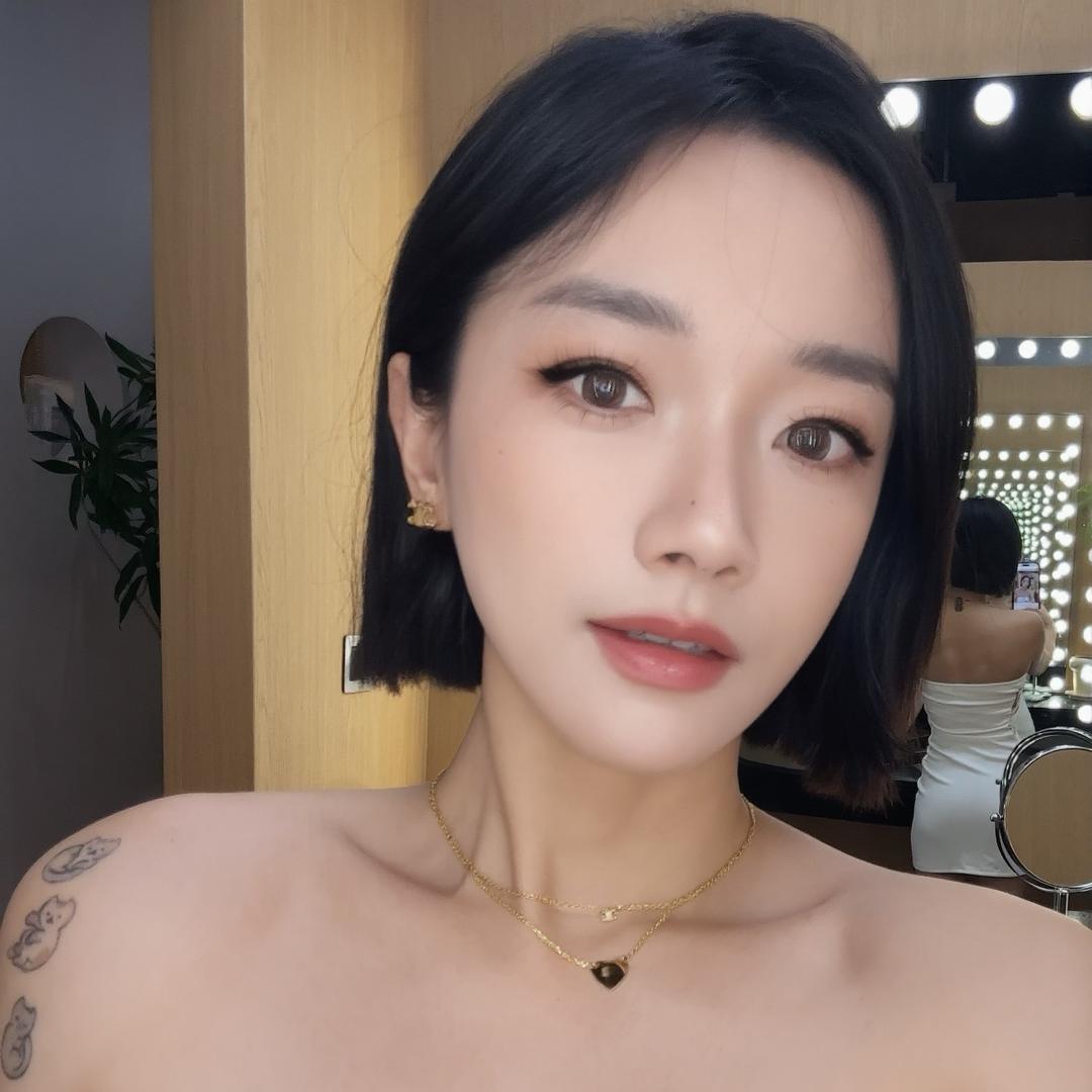 桃小酥吖