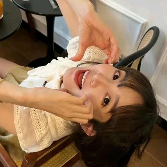 我不是梓慧😉