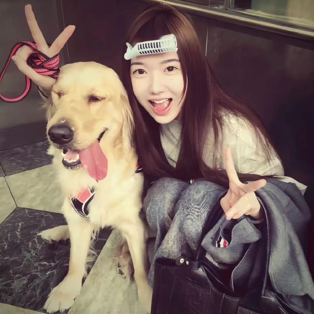一只羊女