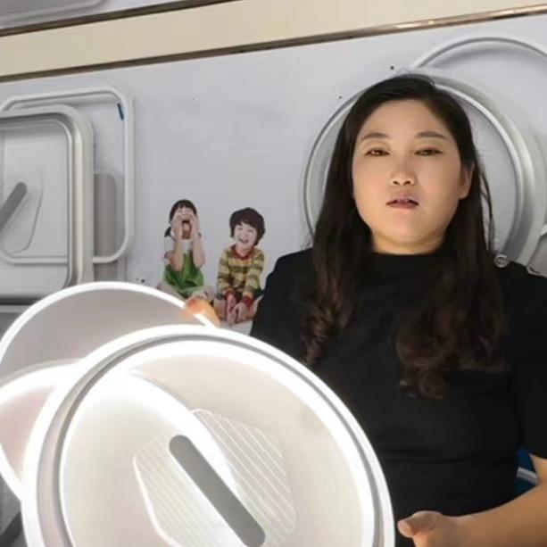 做灯具批发的羿虎