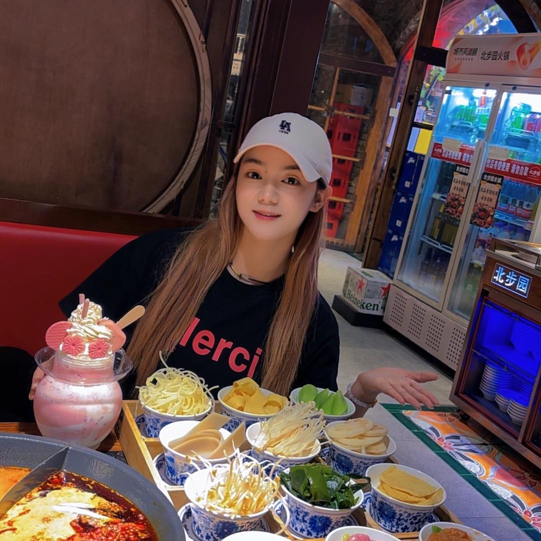 爱吃火锅的渝姑娘