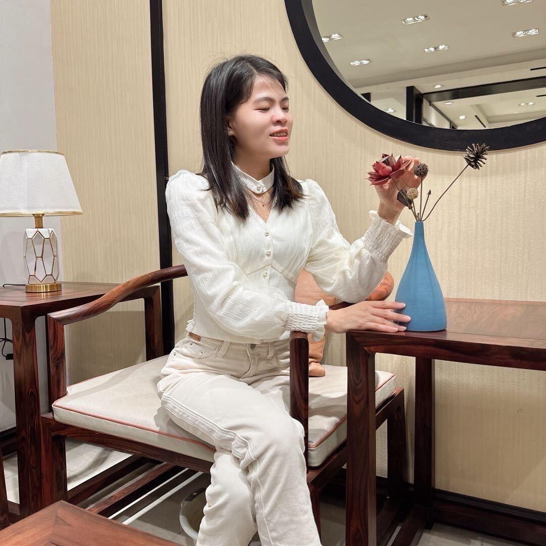 香香红木工厂门店