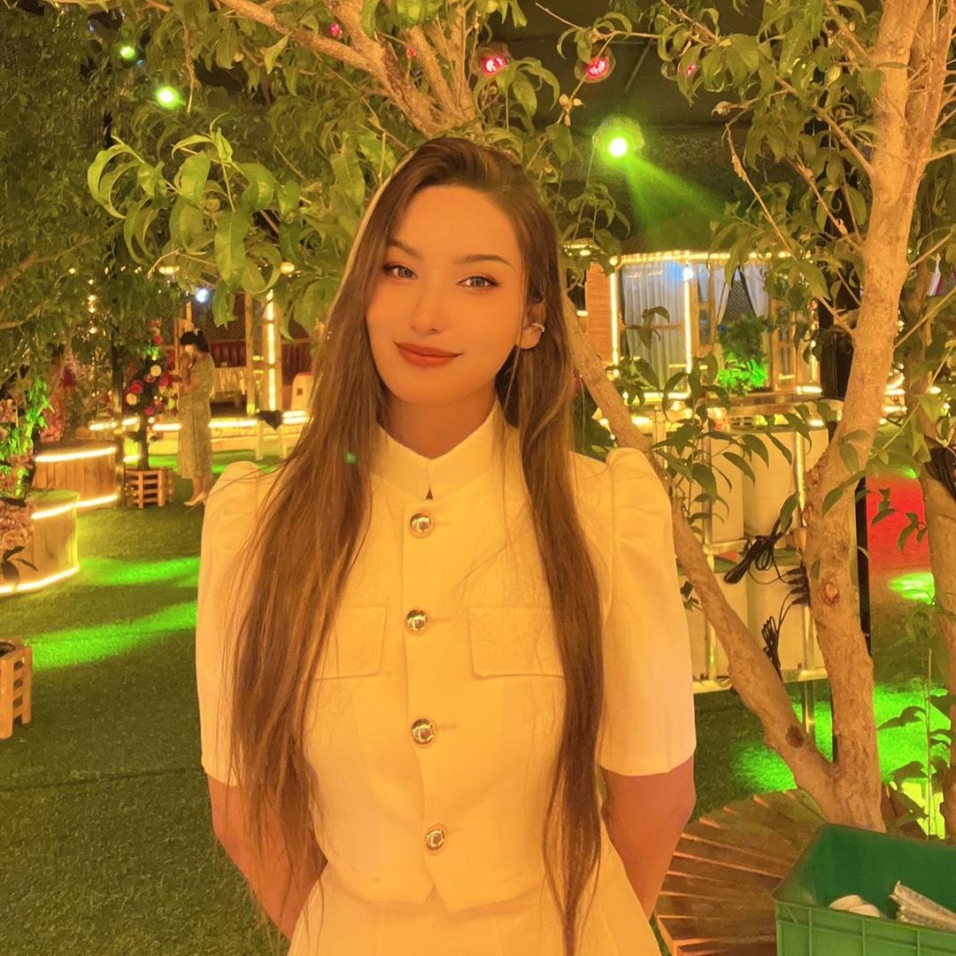 迪娜照明